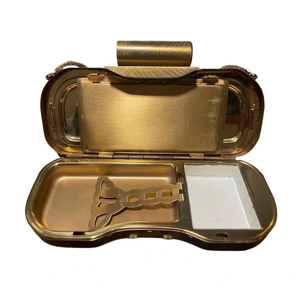 Vintage makeup compact - Picture 3 of 5